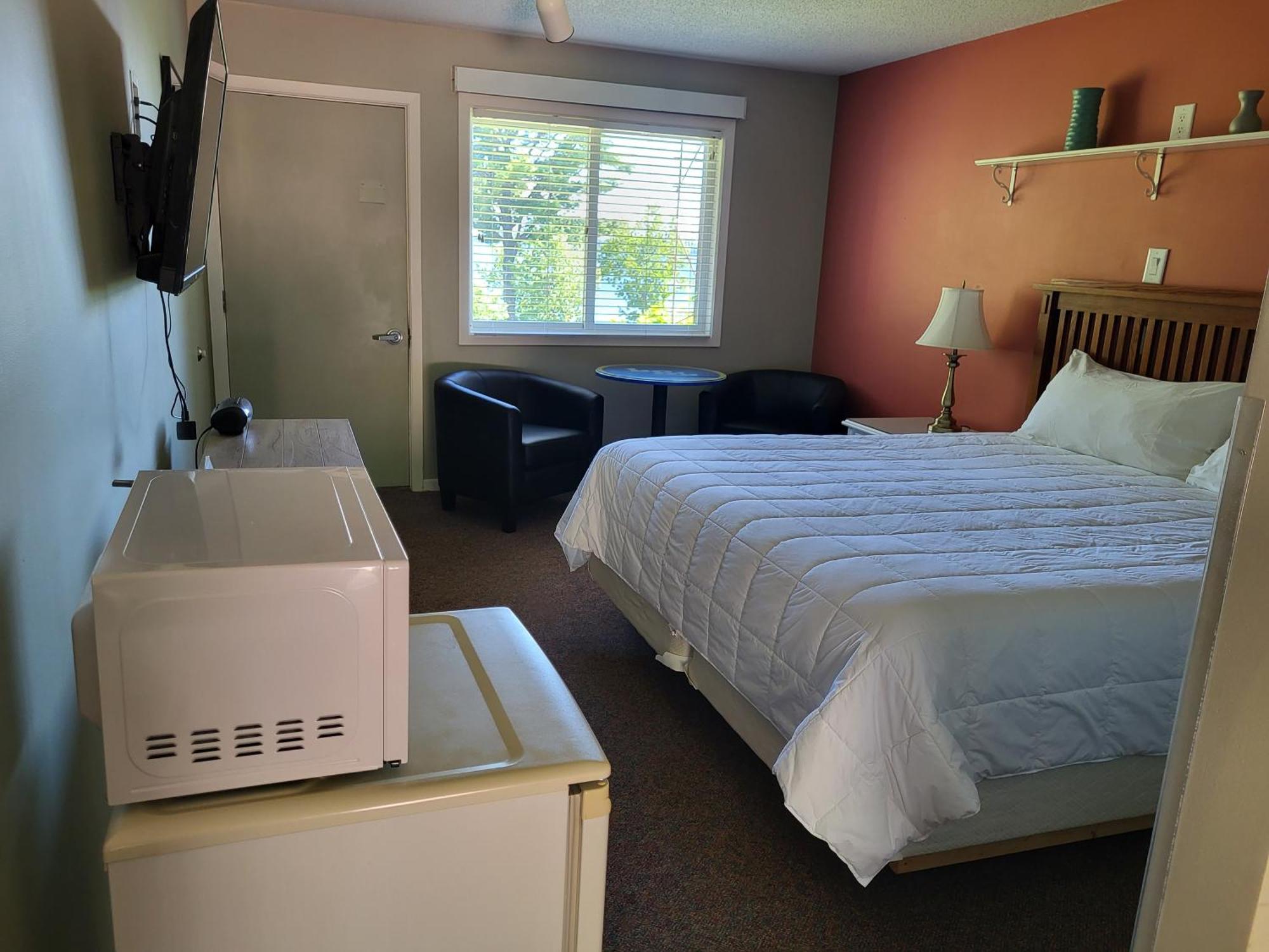 Chequamegon Lake Superior Lodge Bayfield Eksteriør billede