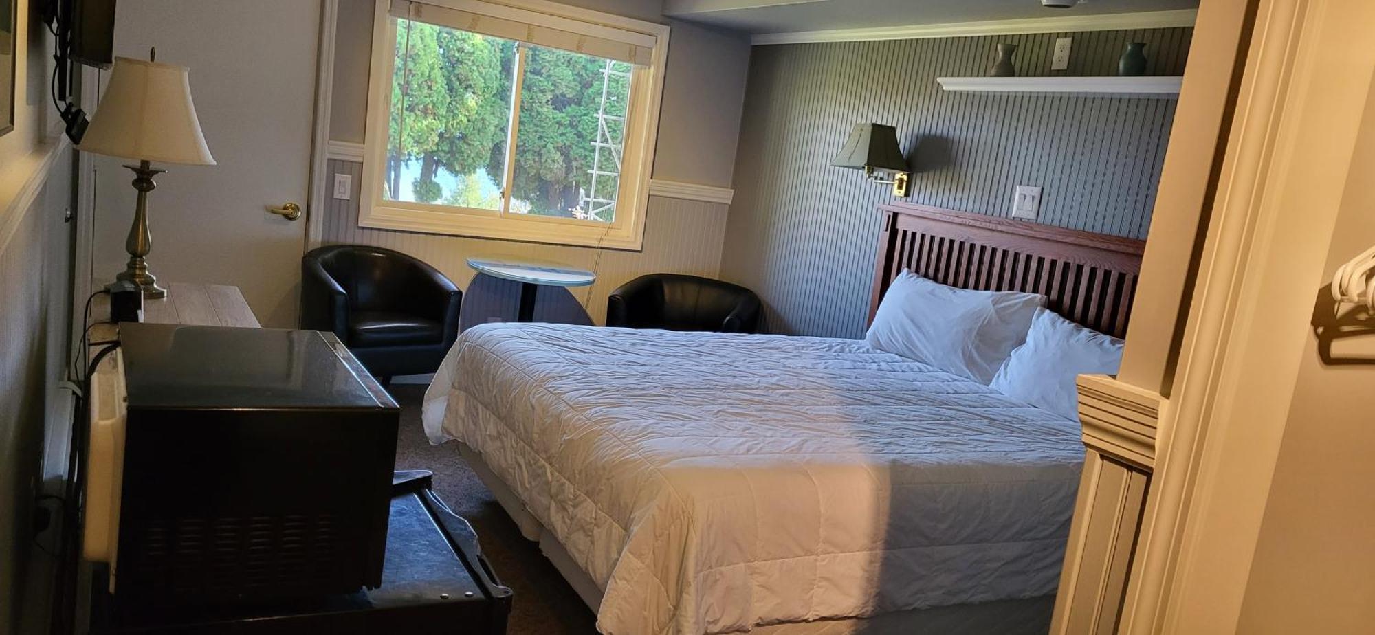 Chequamegon Lake Superior Lodge Bayfield Eksteriør billede